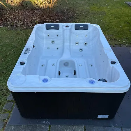 Wohlfuehl-haus Mit Kamin & Whirlpool - Naehe Berlin *
