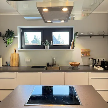 Wohlfuehl-haus Mit Kamin & Whirlpool - Naehe Berlin Niederdorla