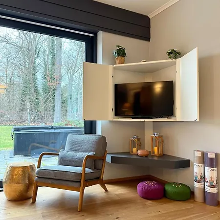 Wohlfuehl-haus Mit Kamin & Whirlpool - Naehe Berlin Holiday home Niederdorla