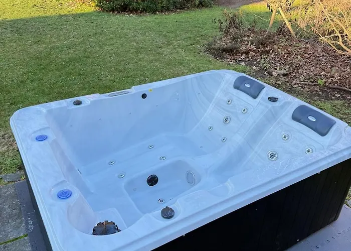 Wohlfuehl-haus Mit Kamin & Whirlpool - Naehe Berlin Vakantiehuis Niederdorla