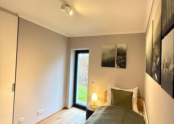 Wohlfuehl-haus Mit Kamin & Whirlpool - Naehe Berlin Vakantiehuis *